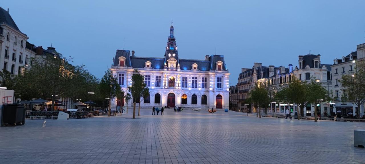 Hyper Centre-Le Regratterie-Wifi Appartement Poitiers Buitenkant foto